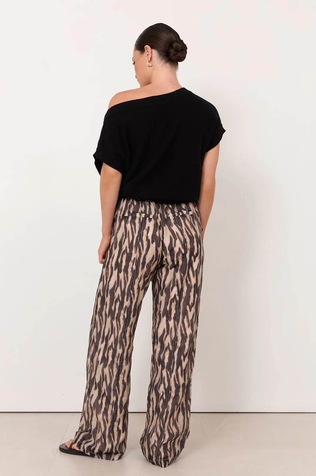 Artemis Zebra Print Pant (Zebra) - Image 5