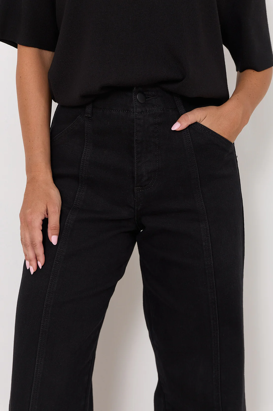 Brody Wide Leg Jean (Black) - Image 4