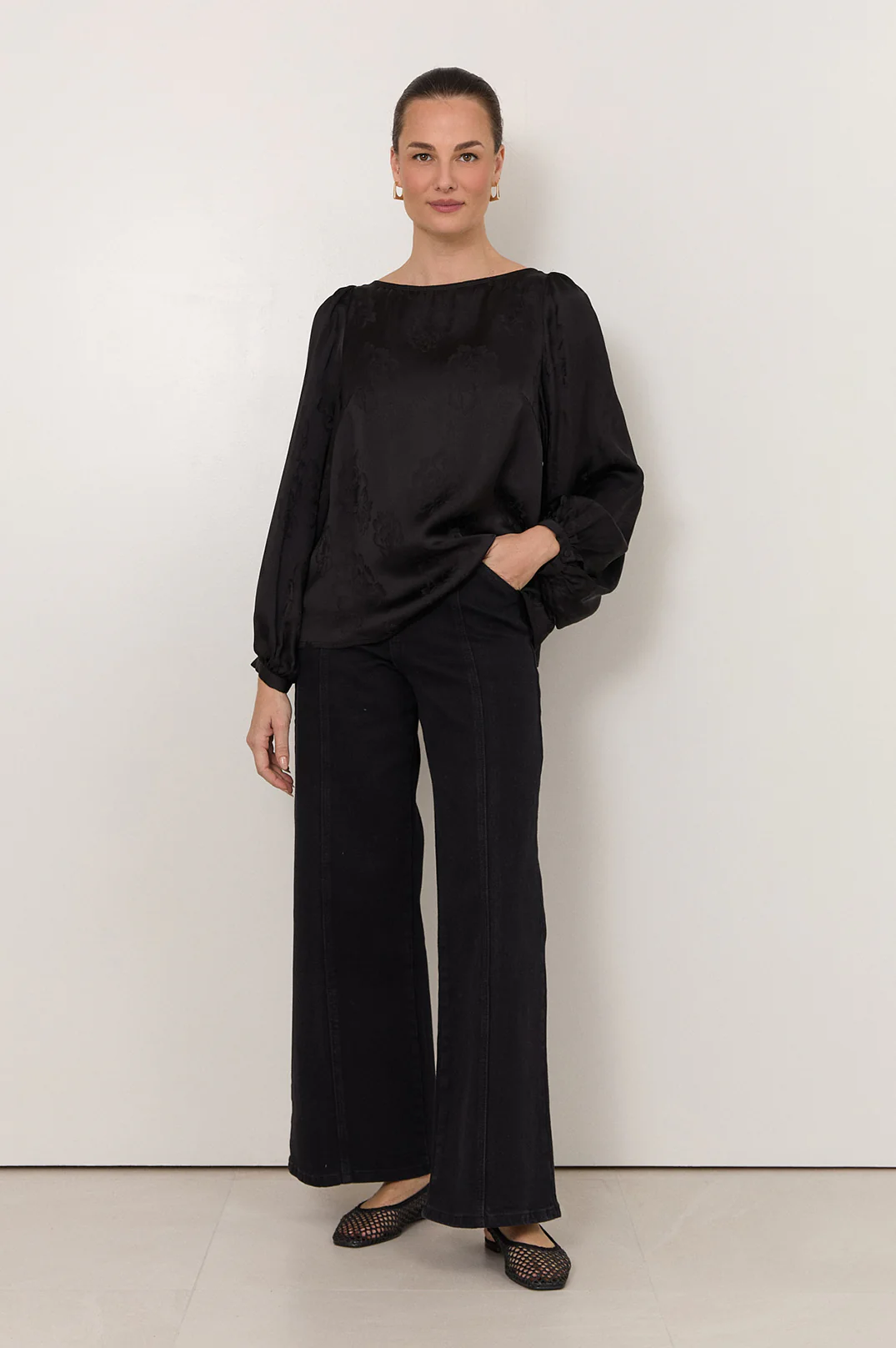 Brody Wide Leg Jean (Black) - Image 7