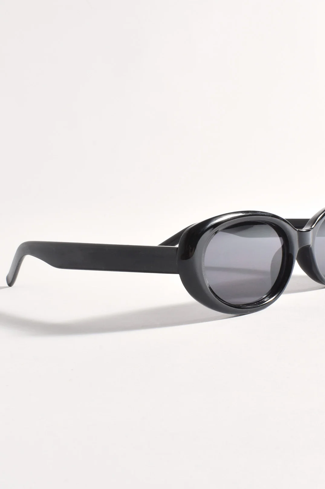 Chatswood Sunglasses (Black) - Image 3