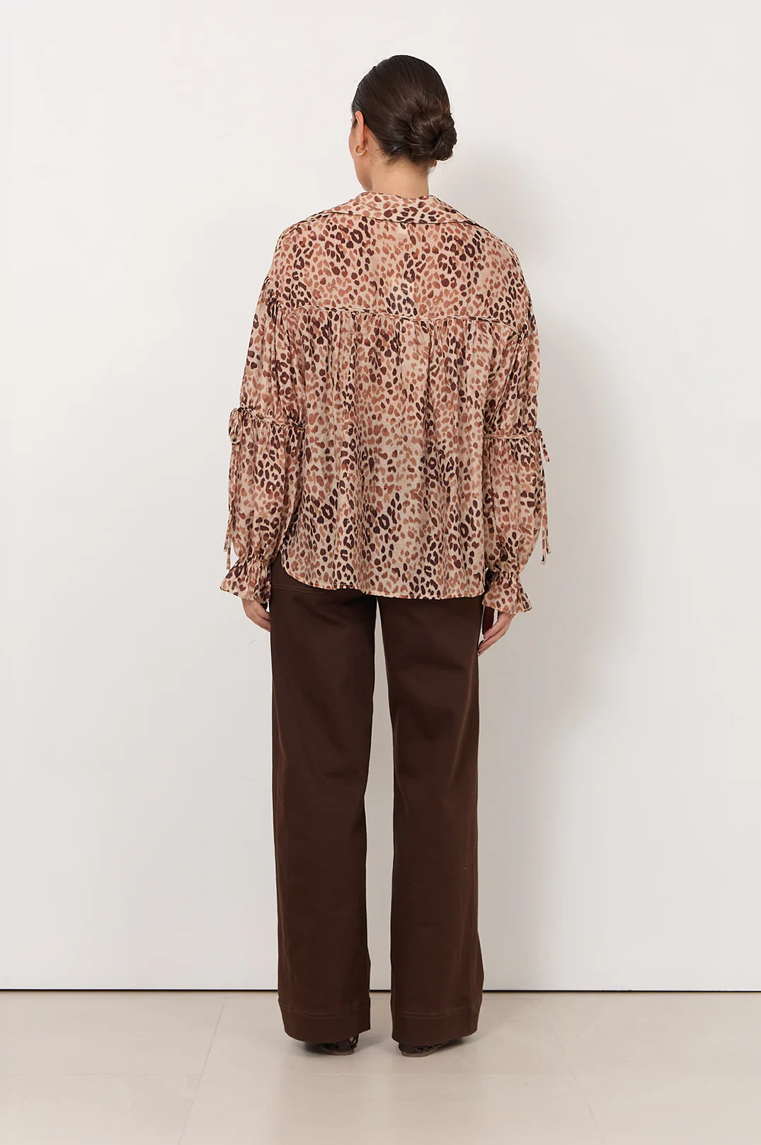 Darby Tie Detail Shirt (Leopard) - Image 5