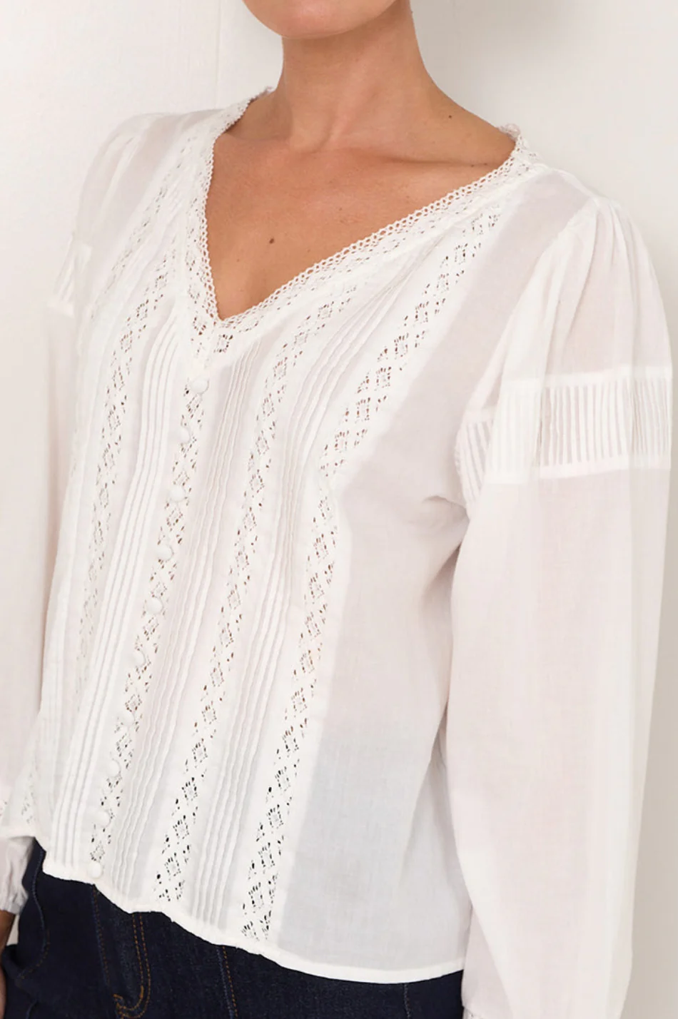 Della Long Sleeve Pleated Top (White) - Image 2