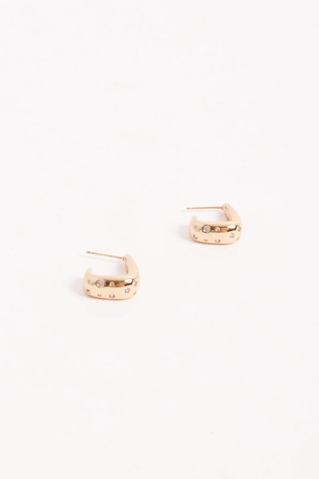 Diamante Set Curved Front Earrings (Gold/Crystal) - Image 3