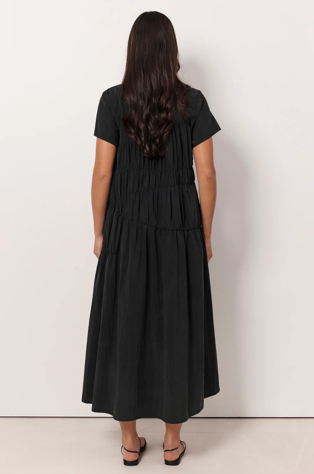 Evren Cap Sleeve Midi Dress (Black) - Image 5