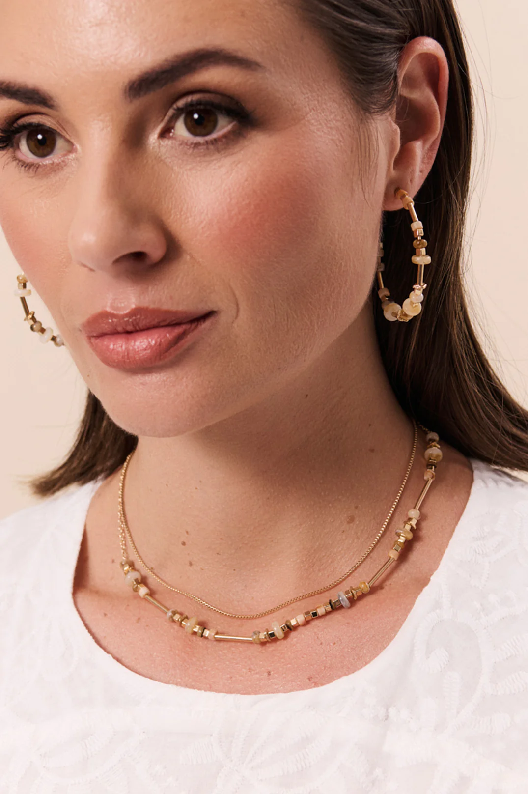 Fine Layered Stone Chain Necklace (Natural)