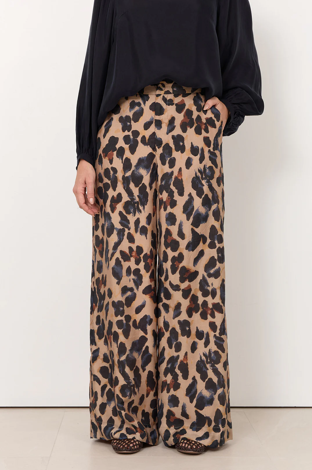 Harper Serengeti Print Pant (Print) - Image 2