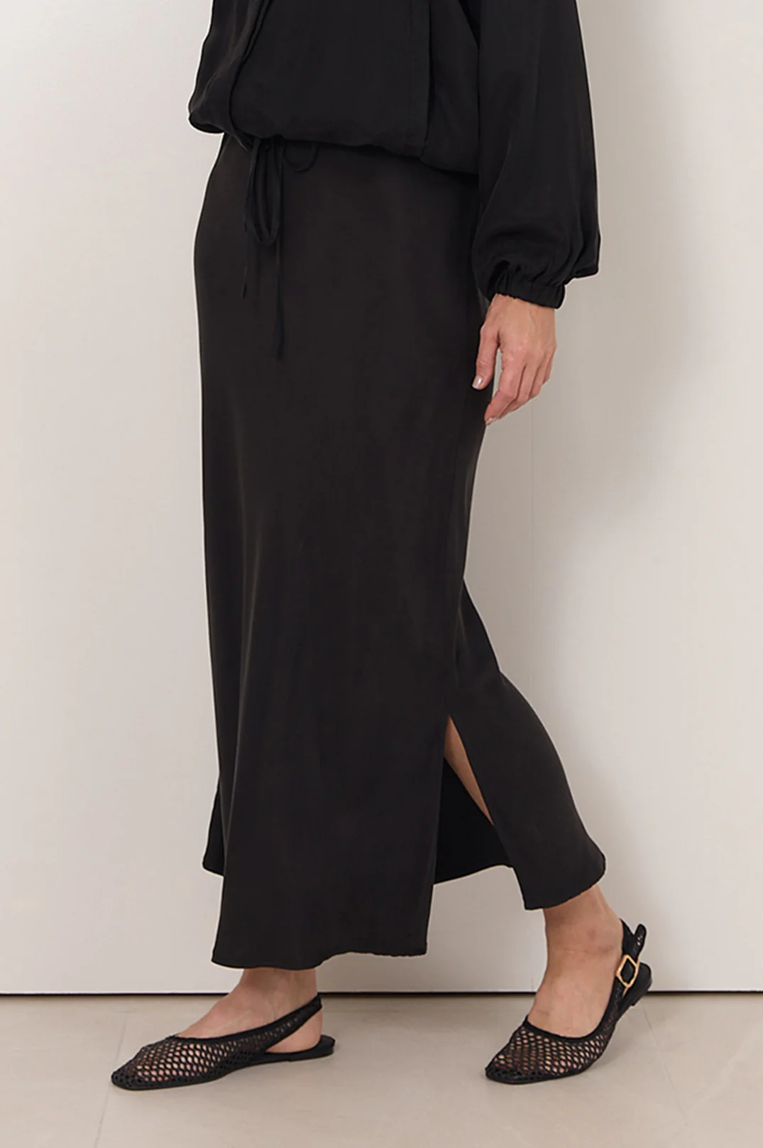 Jess Cupro Skirt (Black) - Image 3