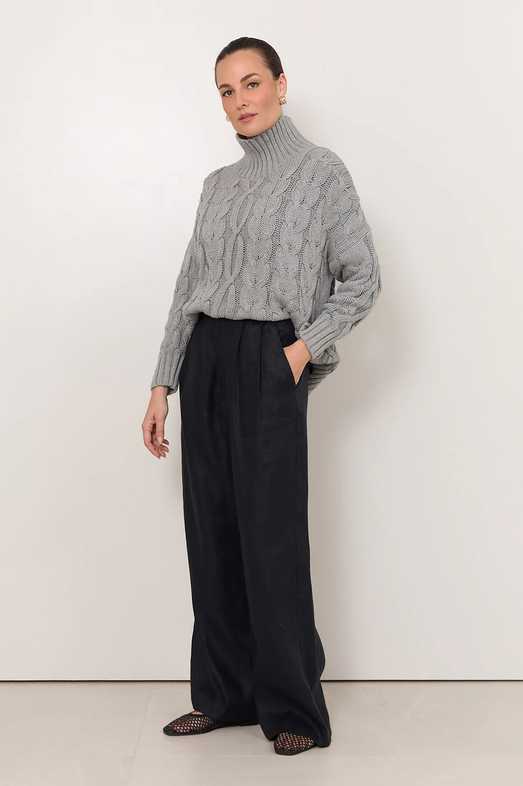 Karmine Pleated Pant (Black)