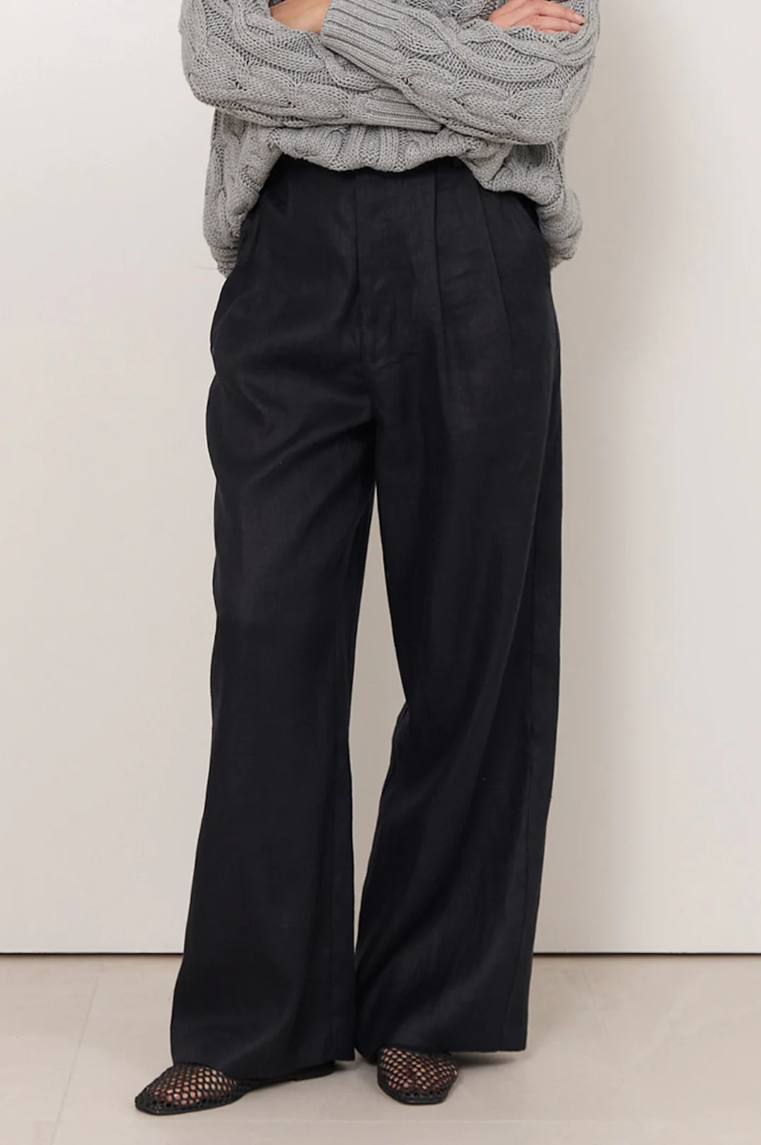 Karmine Pleated Pant (Black) - Image 4