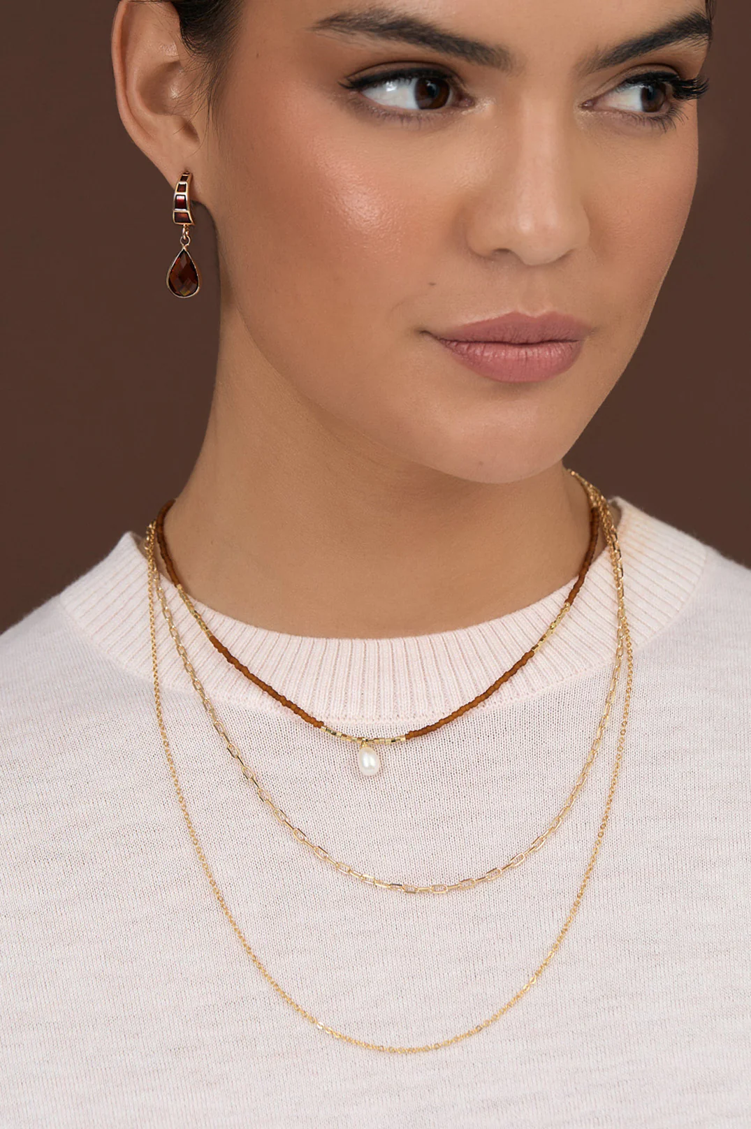 Layered Bead Pearl and Chain Necklace (Camel)