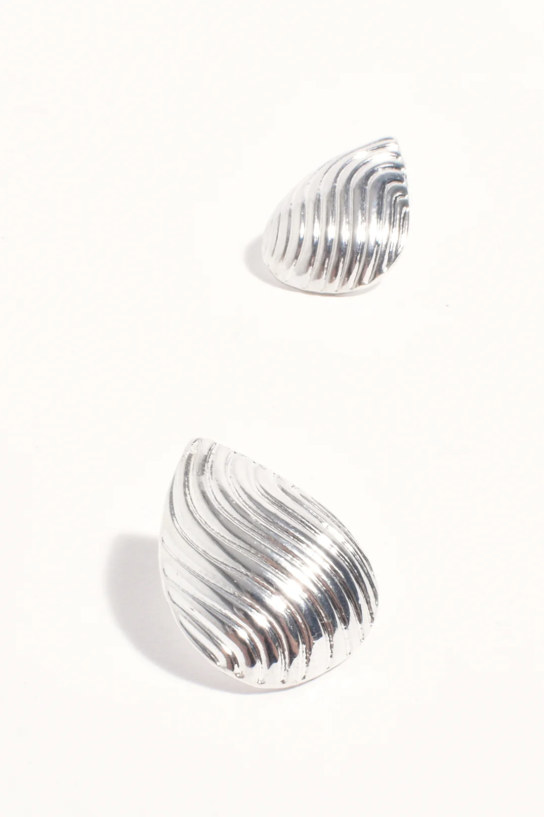 Lined Teardrop Metal Earrings (Silver) - Image 2