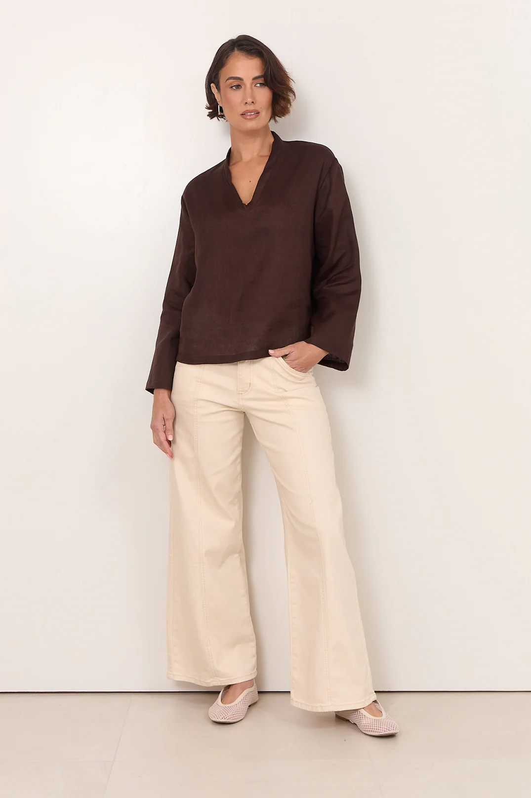 Luka Lightweight Linen Top (Chocolate) - Image 2
