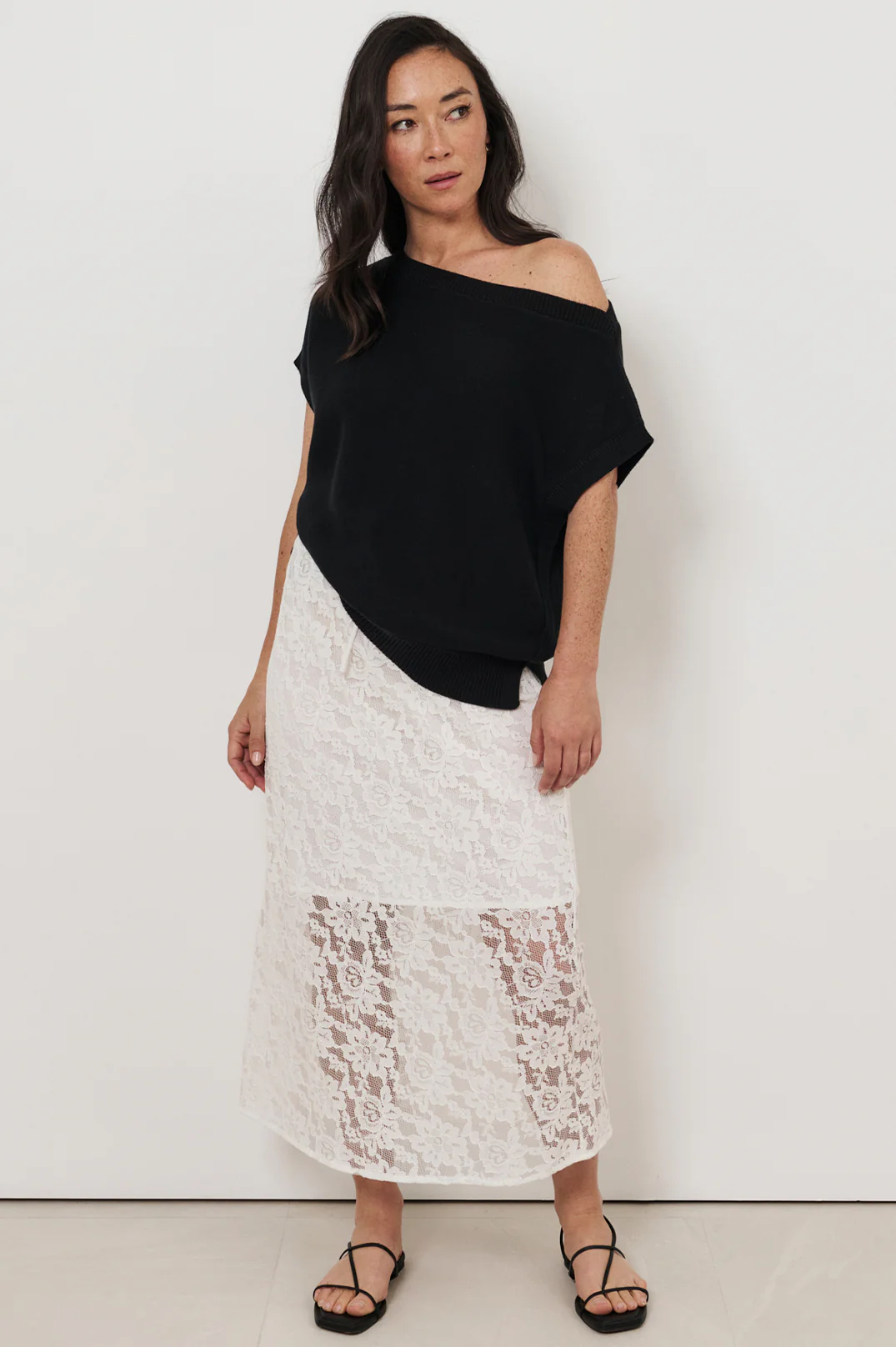 Mae Lace Skirt (White) - Image 3