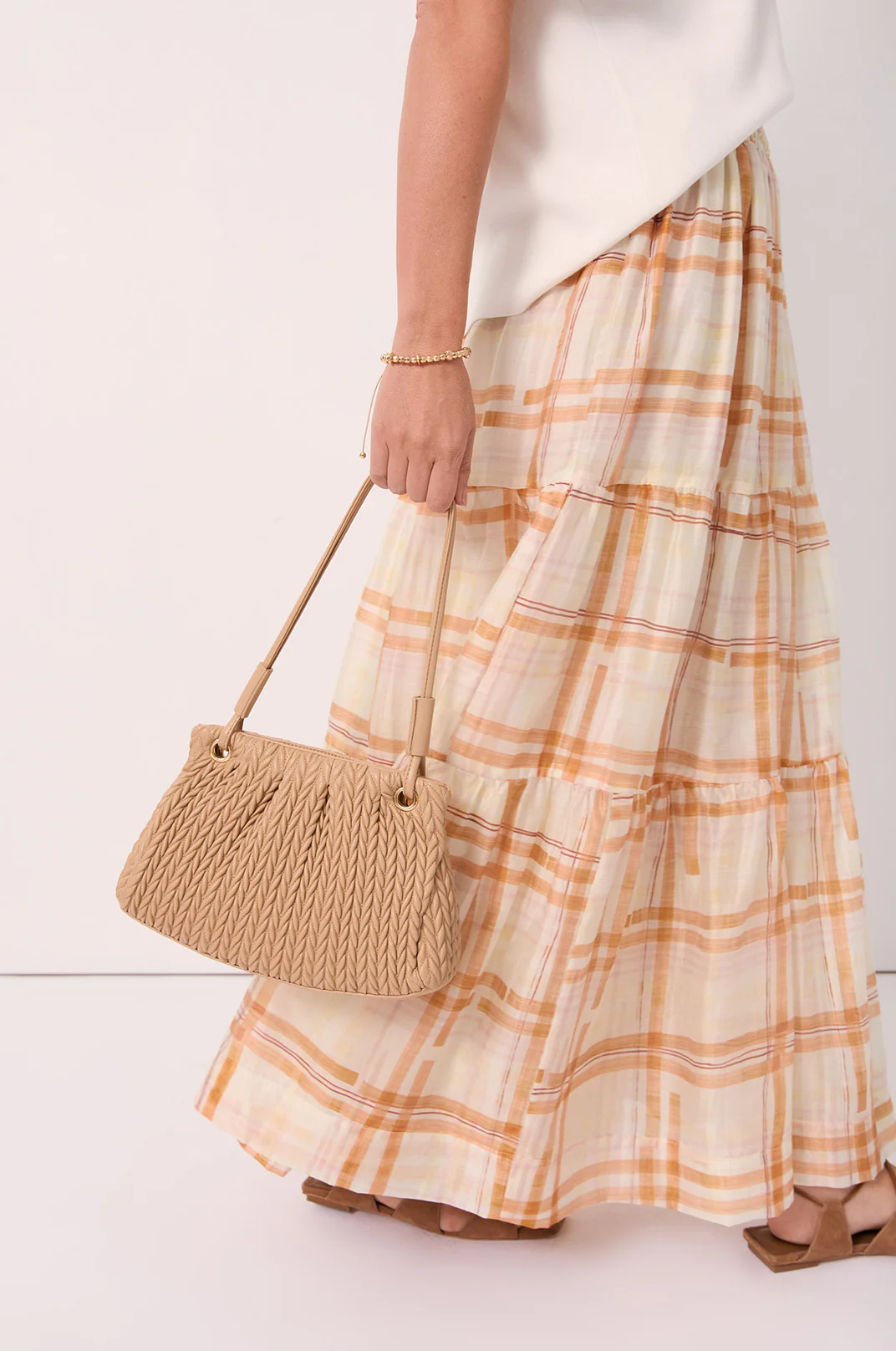 Mina Textured Gathered Handbag (Camel) - Image 3