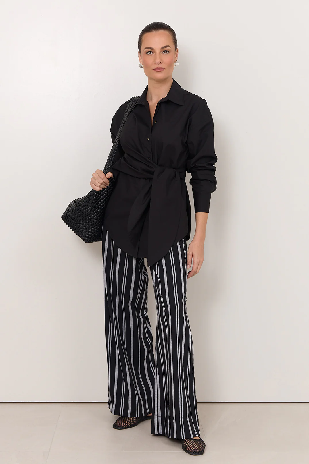 Mina Tie Waist Poplin Shirt (Black)