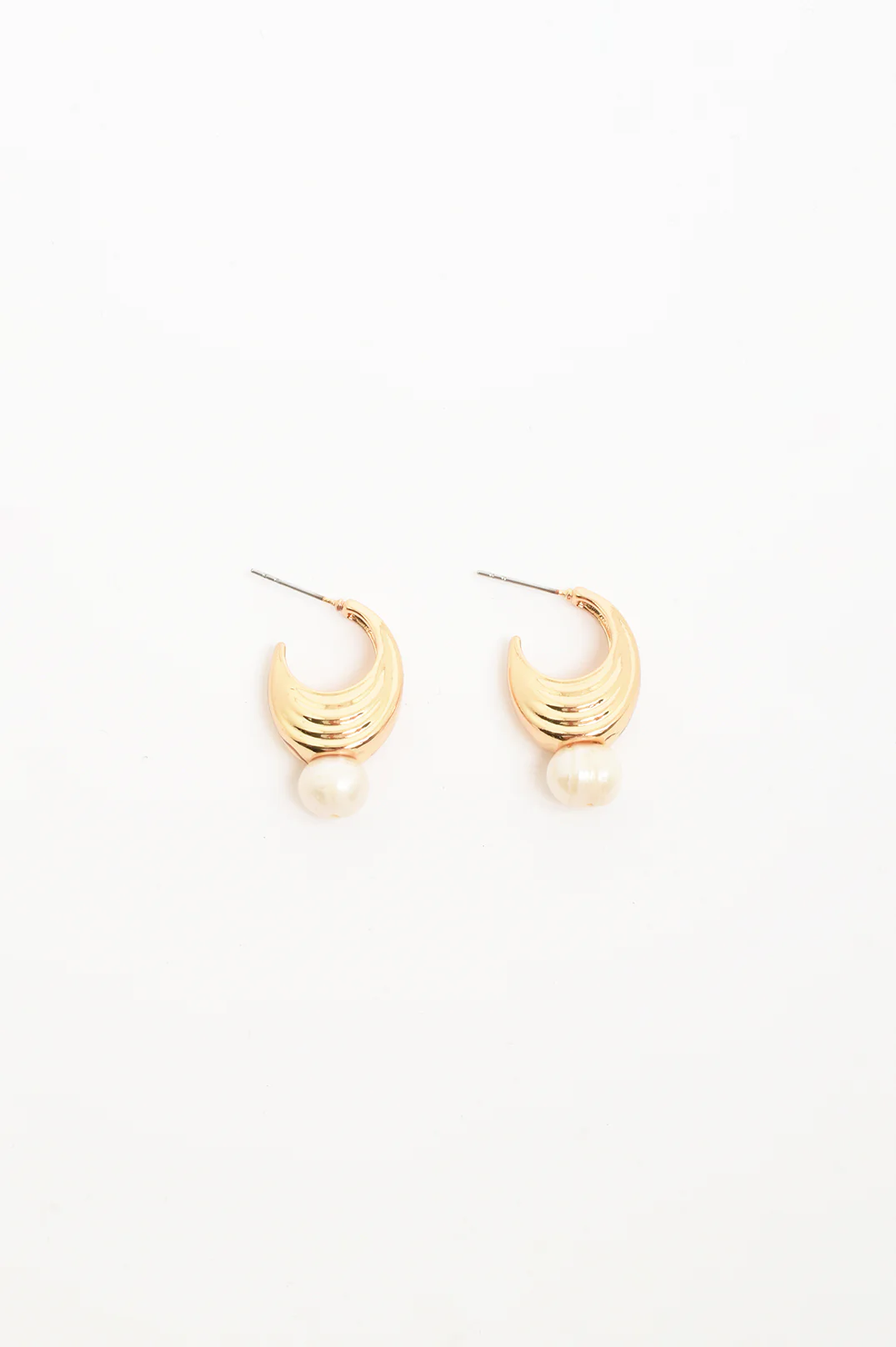 Pearl Drop Curved Front Earrings (Gold/Cream) - Image 2