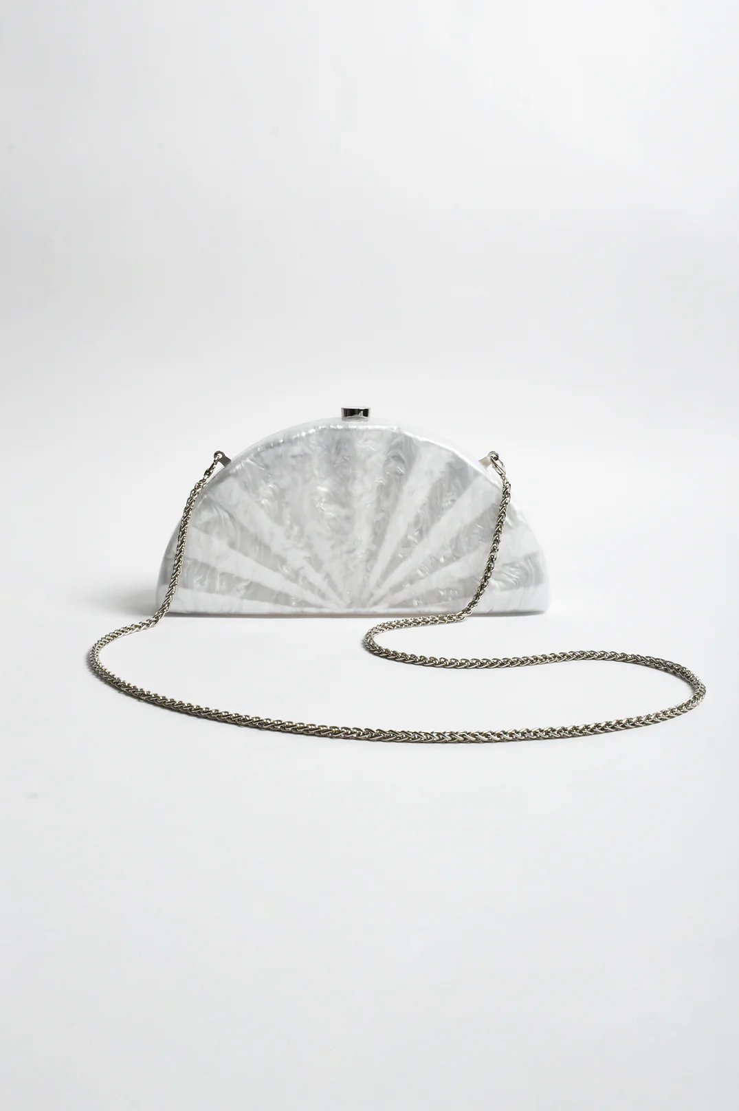 Pia Fan Shell Resin Structured Clutch (Pearl) - Image 3