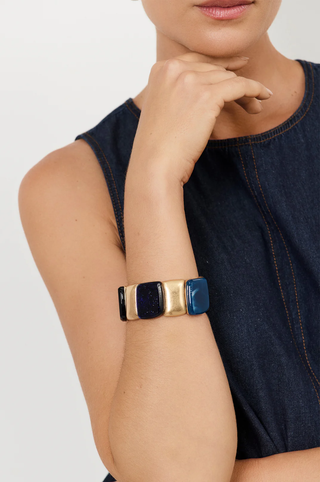 Resin Metal Panel Stretch Bracelet (Blue) - Image 2