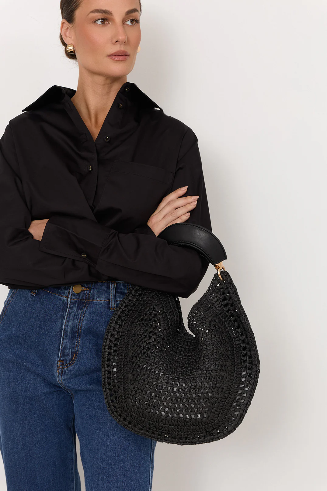 Round Weave Handle Handbag (Black) - Image 2