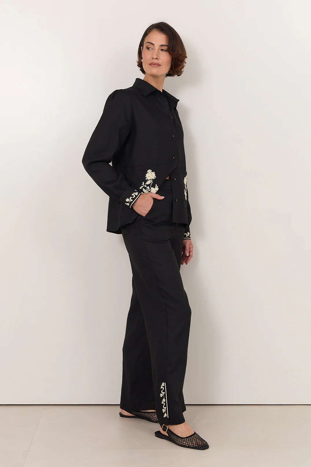 Sabina Linen Embroidered Pant (Black)