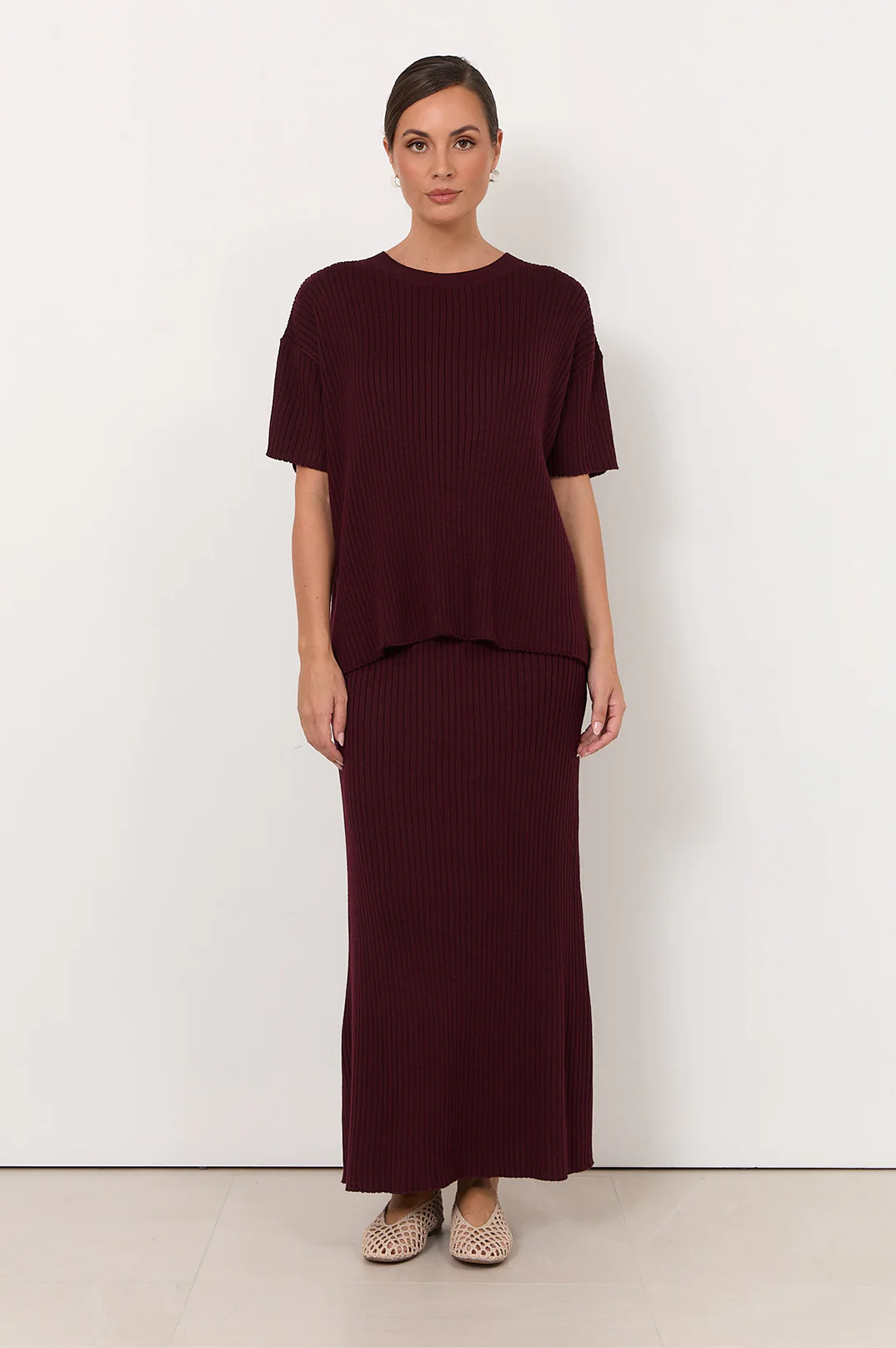 Shani Rib Knit Short Sleeve Top (Burgundy) - Image 3