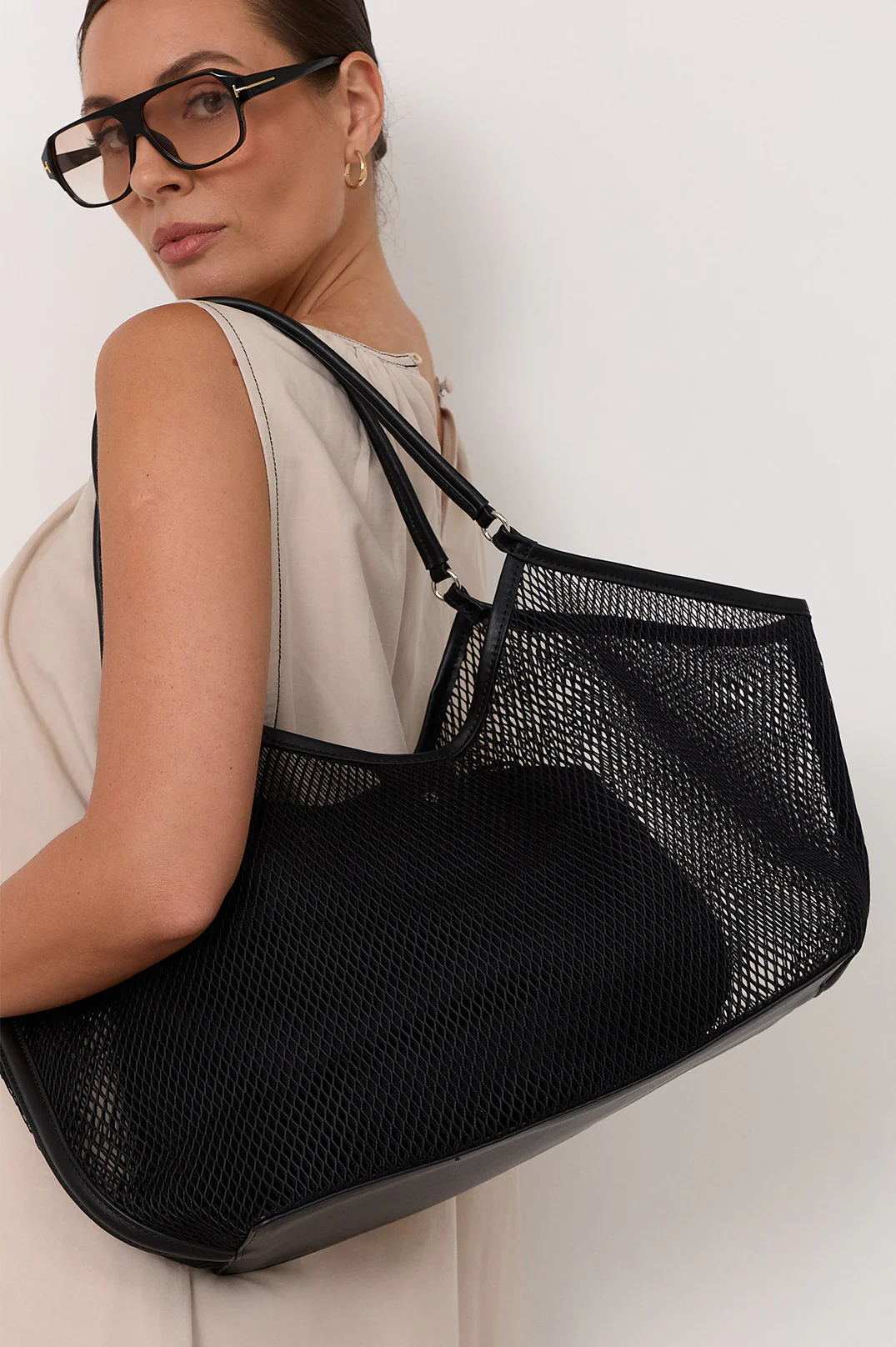 Sporty Weave Tote (Black) - Image 3