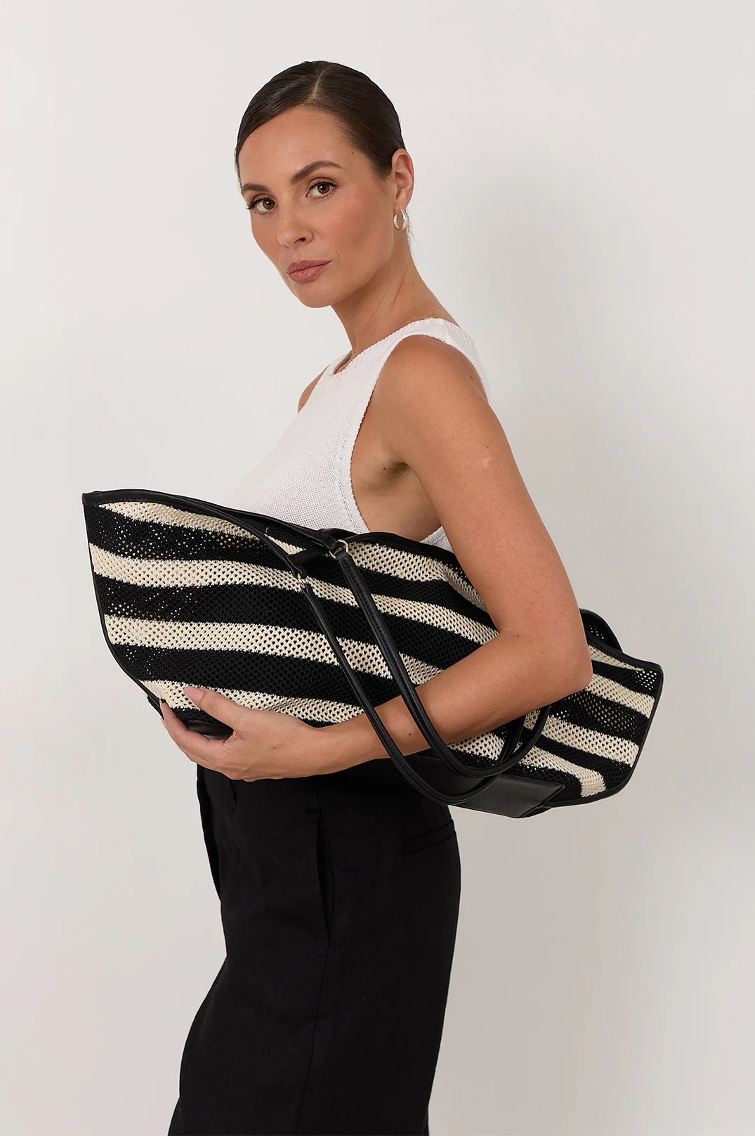 Sporty Weave Tote (Black/Natural) - Image 3
