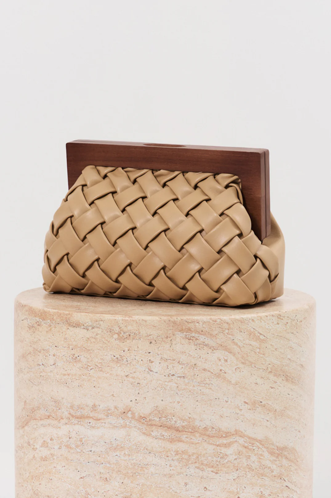 Vivienne Weave Timber Frame Clutch (Camel) - Image 4