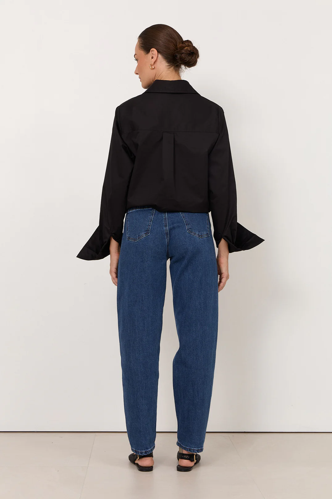 Willa Barrel Leg Jean (Mid Denim) - Image 3