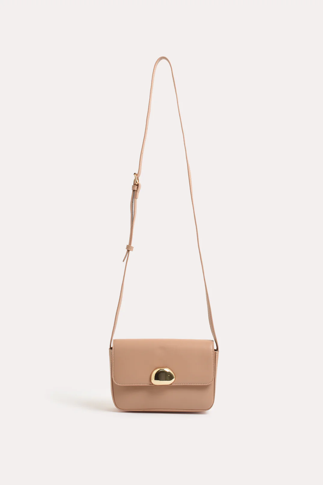 Winston Metal Button Crossbody Bag (Camel)